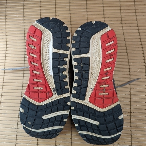 Brooks Beast 20 Mens 11.5D Shoes Sneakers Gray Red Running Walking NEW INSOLES main image 9
